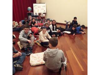 Lettura in biblioteca