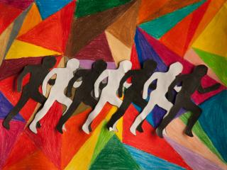 In movimento