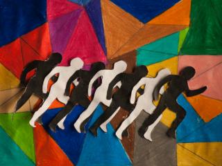 In movimento
