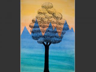 L’albero in un paesaggio cromatico.