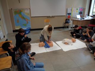 “Un battito di maniI”