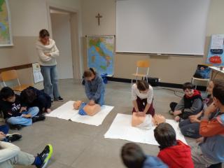 “Un battito di maniI”