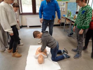 “Un battito di maniI”