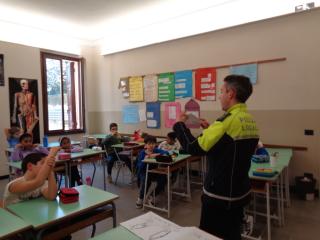 Lezione di educazione stradale 
