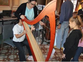 Laboratorio di conoscenza degli strumenti musicali