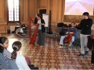 Laboratorio di conoscenza degli strumenti musicali