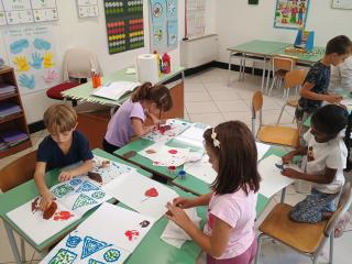 Arte con gli stampi delle foglie d’autunno